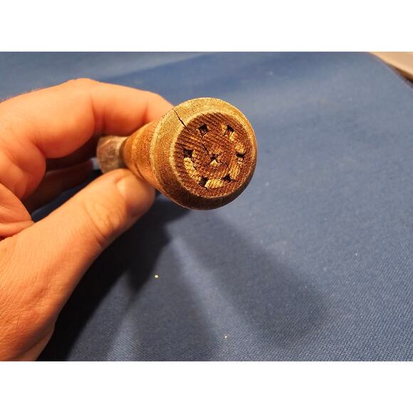 Vintage Bonny Stainless Steel 2-1/4" Pizza Cutter/Wheel w/Wood Handle - 7" long - Picture 8 of 8